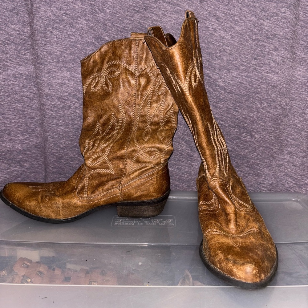 Coconuts by Matisse Brown Winter Boots